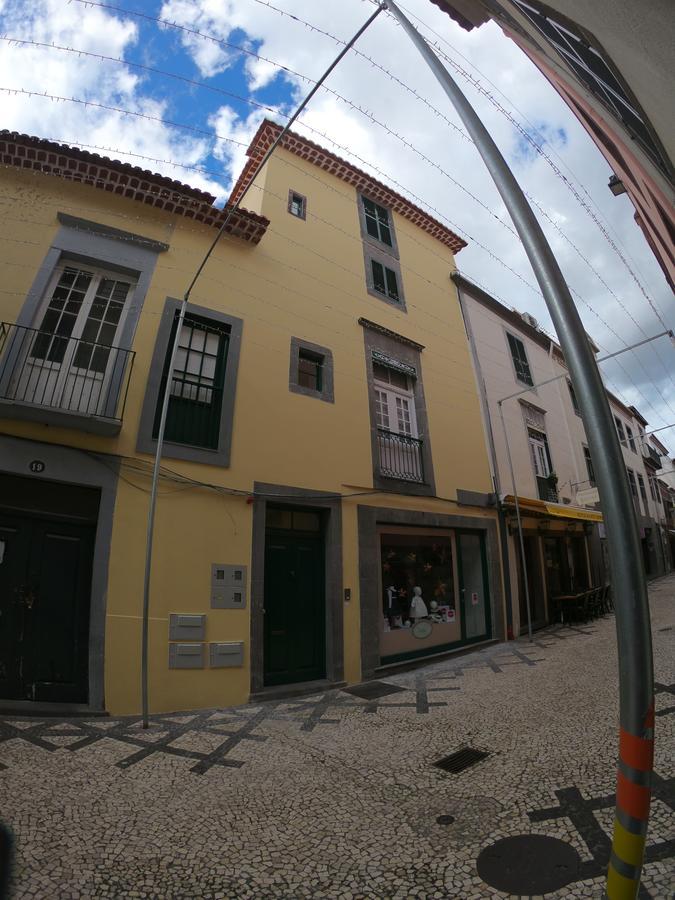 Apartamentos Da Queimada ฟุงชาล ภายนอก รูปภาพ